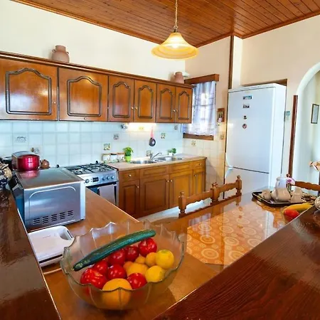 Holiday home Anthia's House Gaios